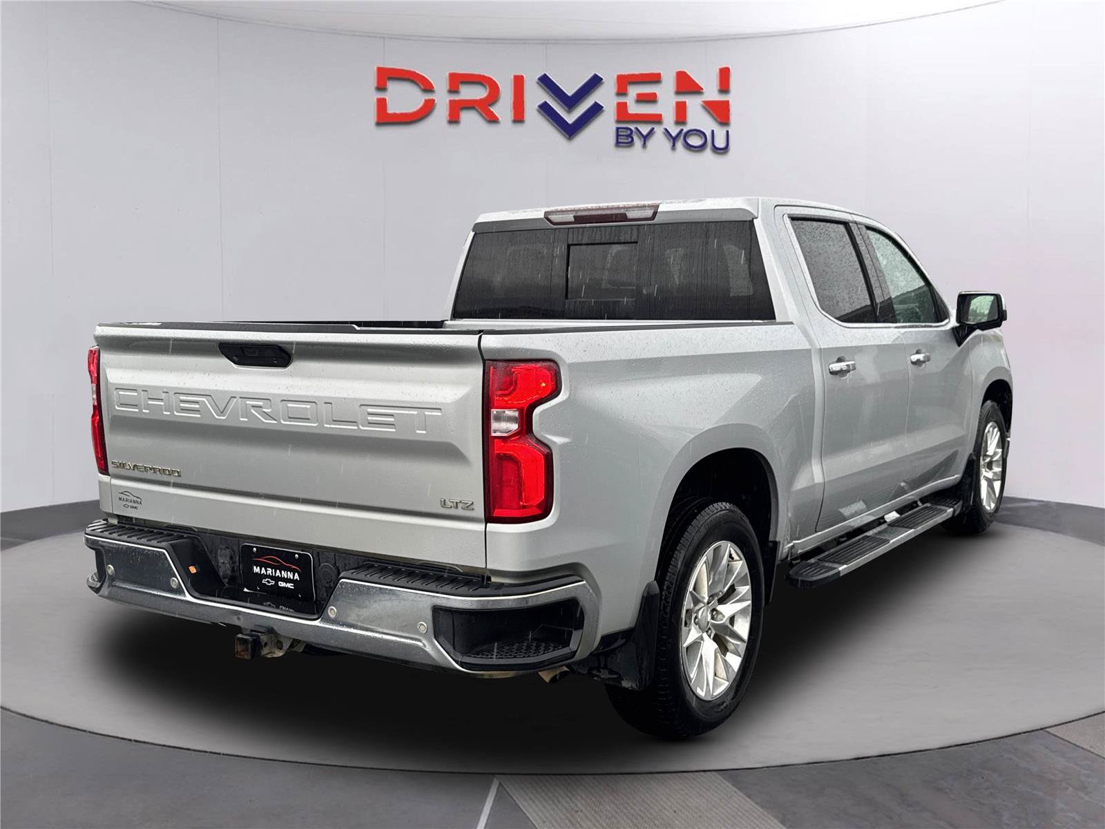 Used 2019 Chevrolet Silverado 1500 LTZ w/ LTZ Plus Package RWD image 4