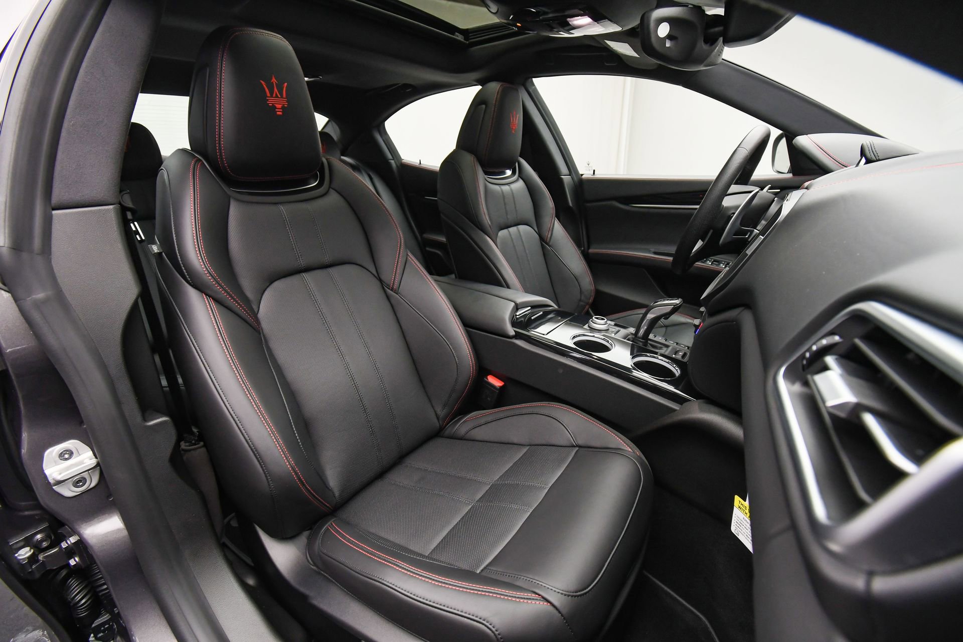 Used 2024 Maserati Ghibli Modena Ultima Q4 AWD/4WD image 16