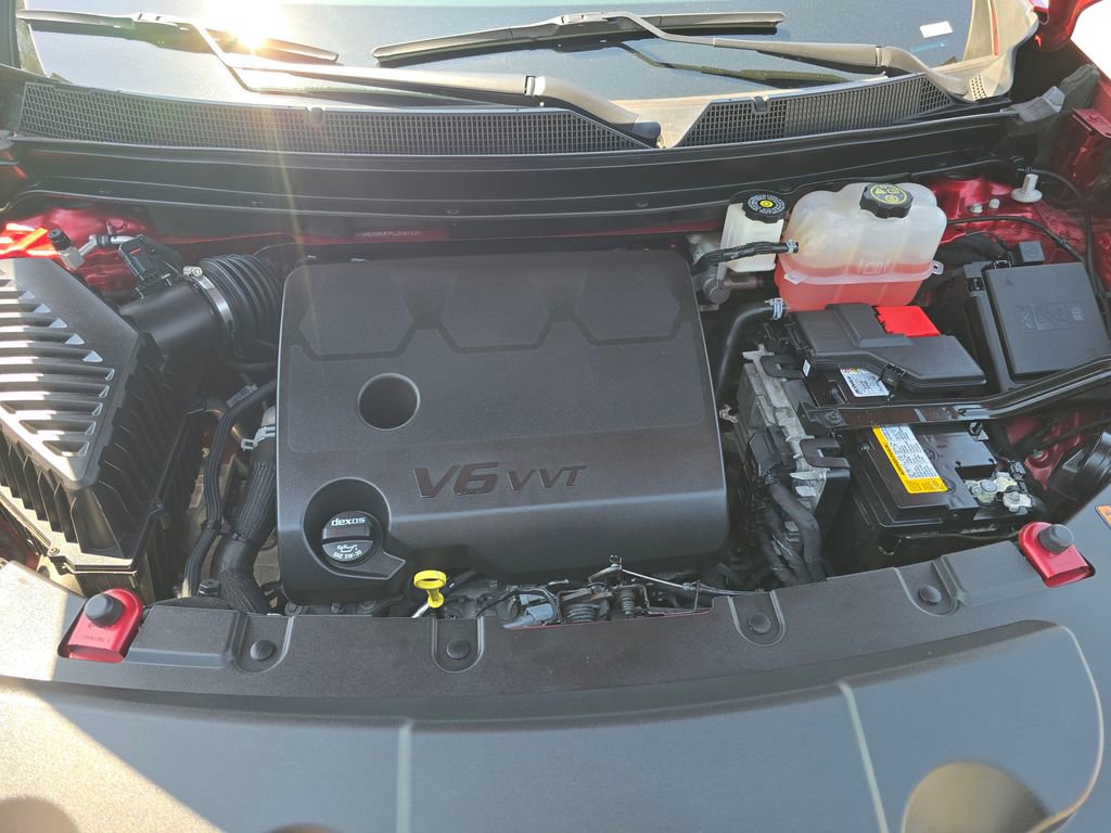 Certified 2023 Chevrolet Traverse LT FWD image 22