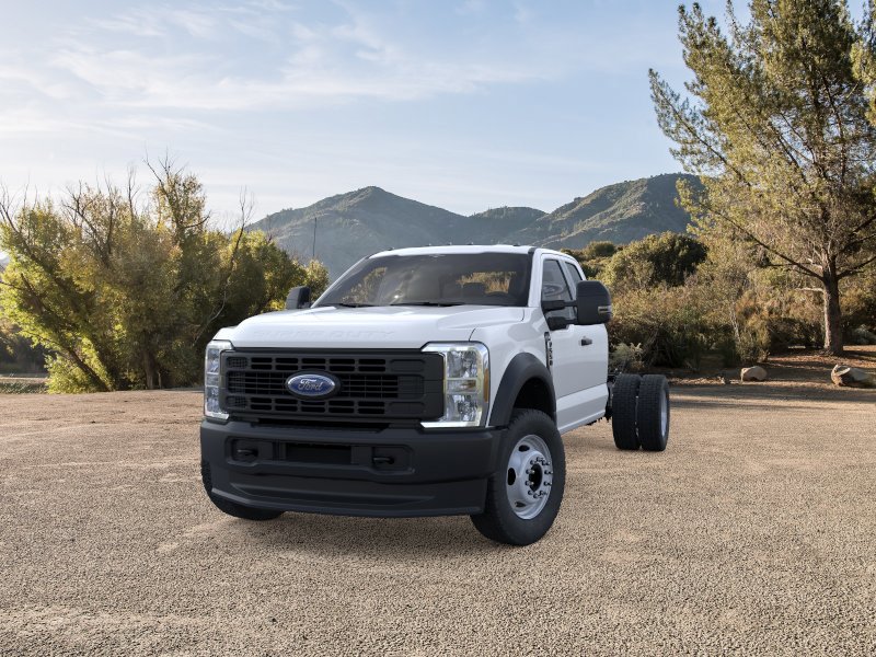 New 2026 Ford F550 4x4 SuperCab Super Duty w/ Snow Plow Prep Package image 2