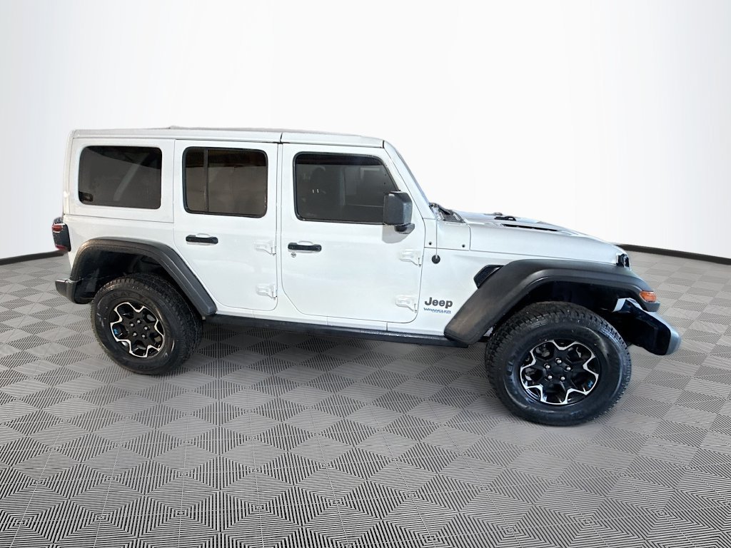Used 2022 Jeep Wrangler Unlimited Rubicon 4xe AWD/4WD image 5