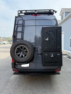 Used 2021 Mercedes-Benz Sprinter 2500 image 3
