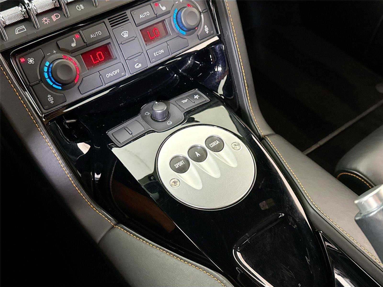 Used 2013 Lamborghini Gallardo LP 560-4 AWD/4WD image 22