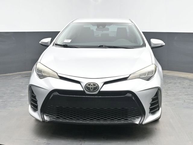 Used 2018 Toyota Corolla SE FWD image 3