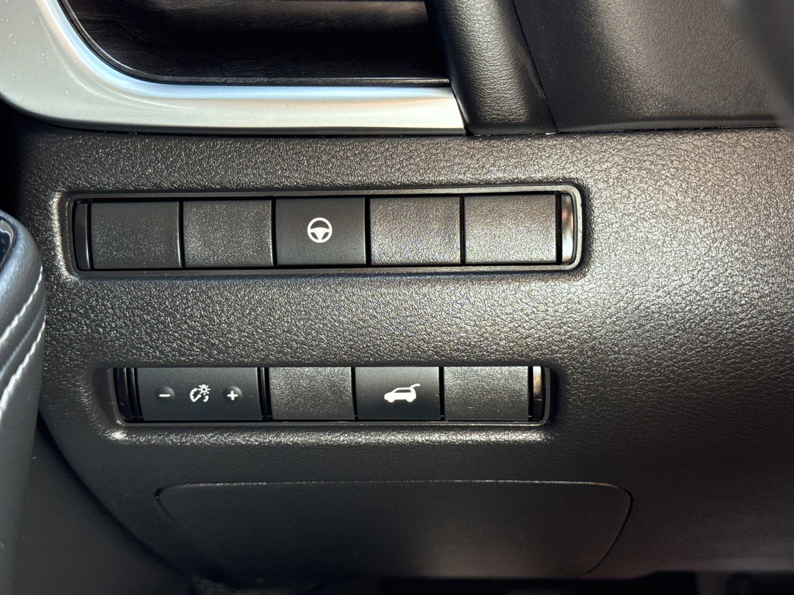 Used 2021 Nissan Rogue SL w/ Premium Package image 20