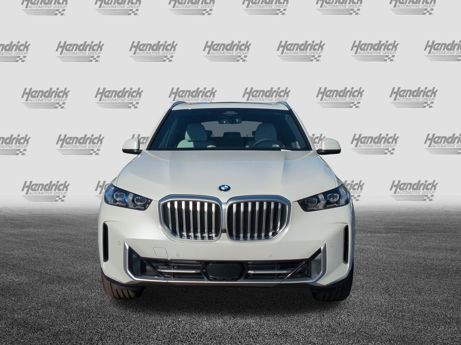 Used 2026 BMW X5 xDrive40i w/ Climate Comfort Package AWD/4WD image 3