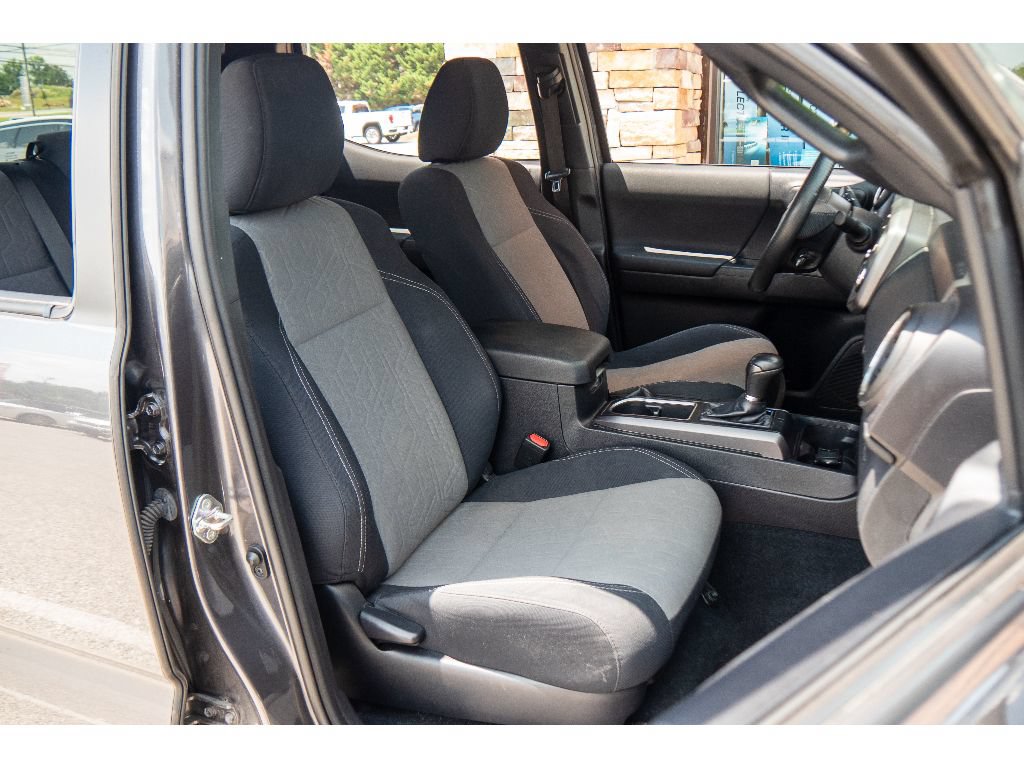 Used 2020 Toyota Tacoma 4x4 Double Cab image 16