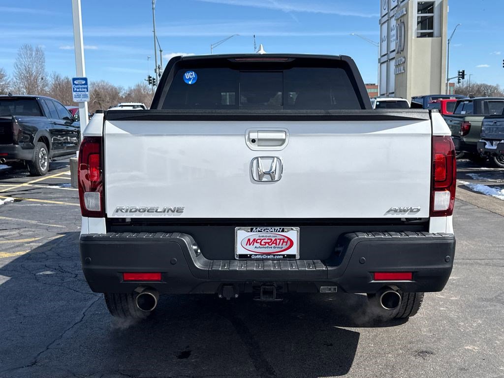 Certified 2023 Honda Ridgeline Black Edition image 10