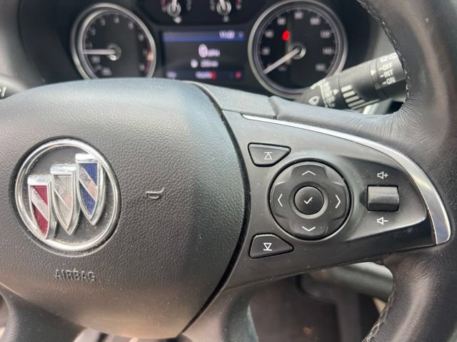 Used 2020 Buick Enclave Essence AWD/4WD image 29