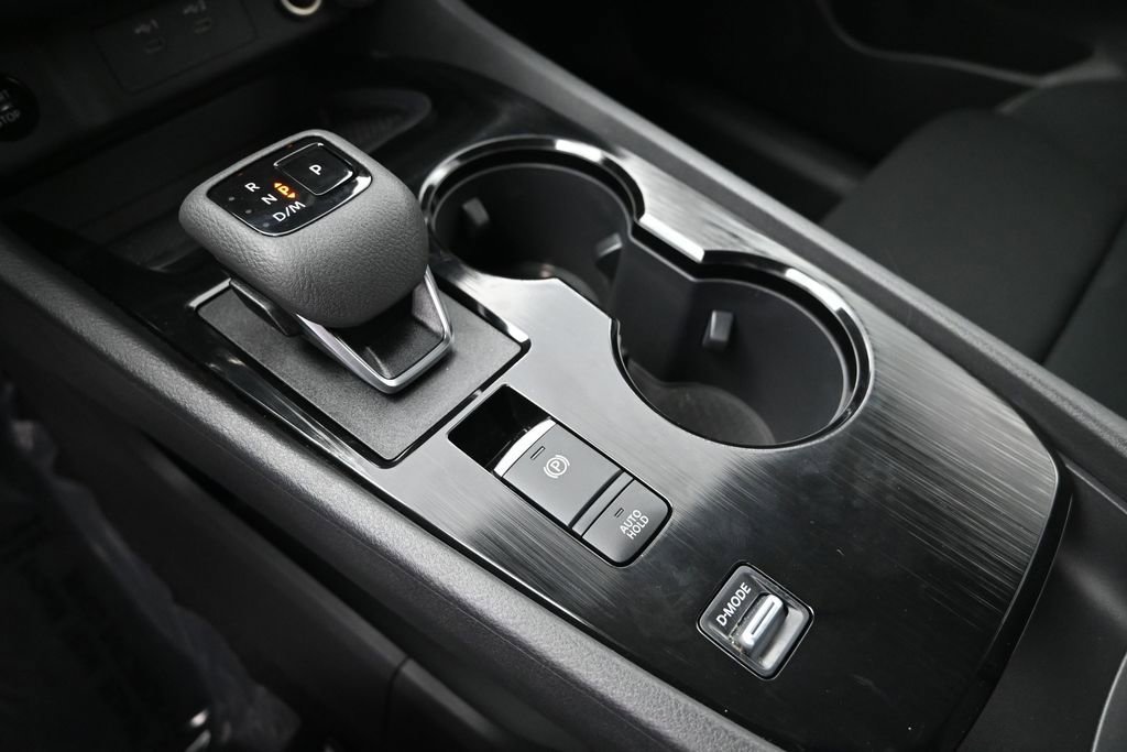 Certified 2026 Nissan Rogue S FWD image 23