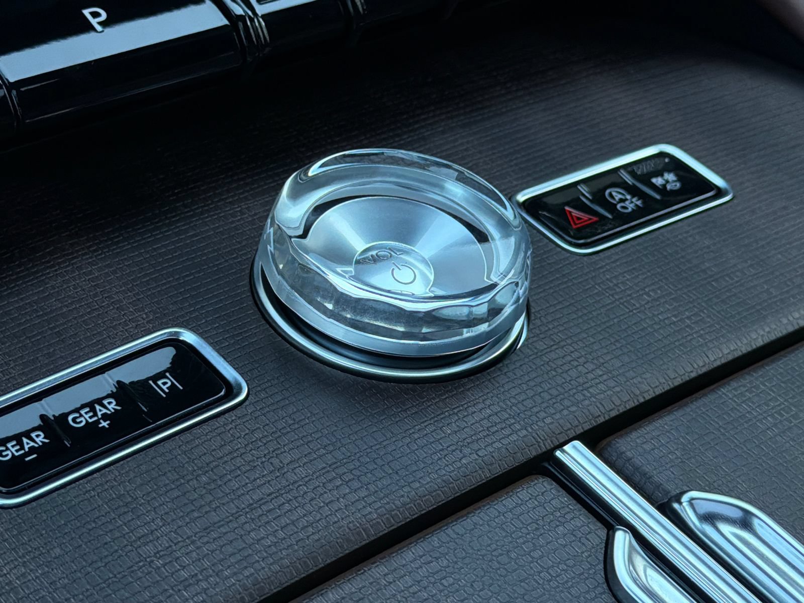 New 2026 Lincoln Navigator Reserve AWD/4WD image 29