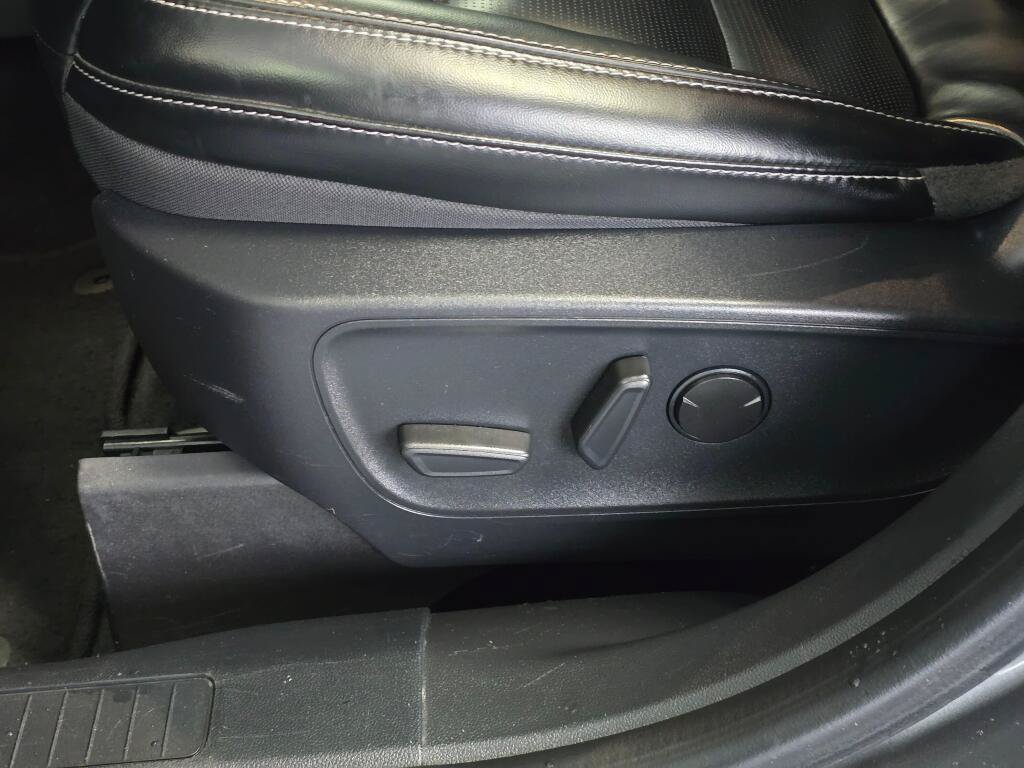 Used 2024 Ford Escape Platinum AWD/4WD image 24