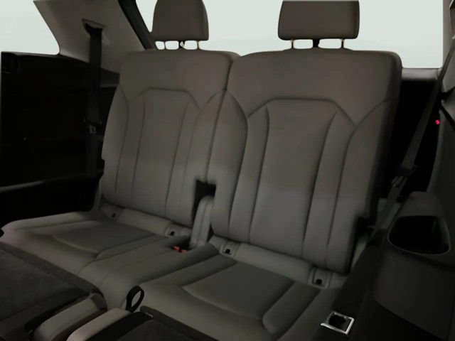 Used 2023 Audi Q7 3.0T Premium Plus w/ Premium Plus Package AWD/4WD image 22