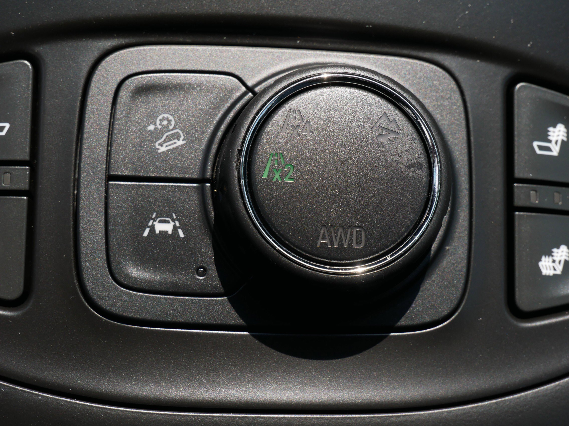 Used 2024 GMC Terrain SLT w/ Infotainment Package II image 22