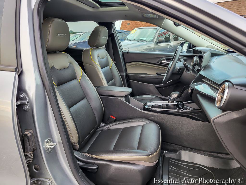 Used 2024 Chevrolet Trax ACTIV w/ Sunroof Package FWD image 32