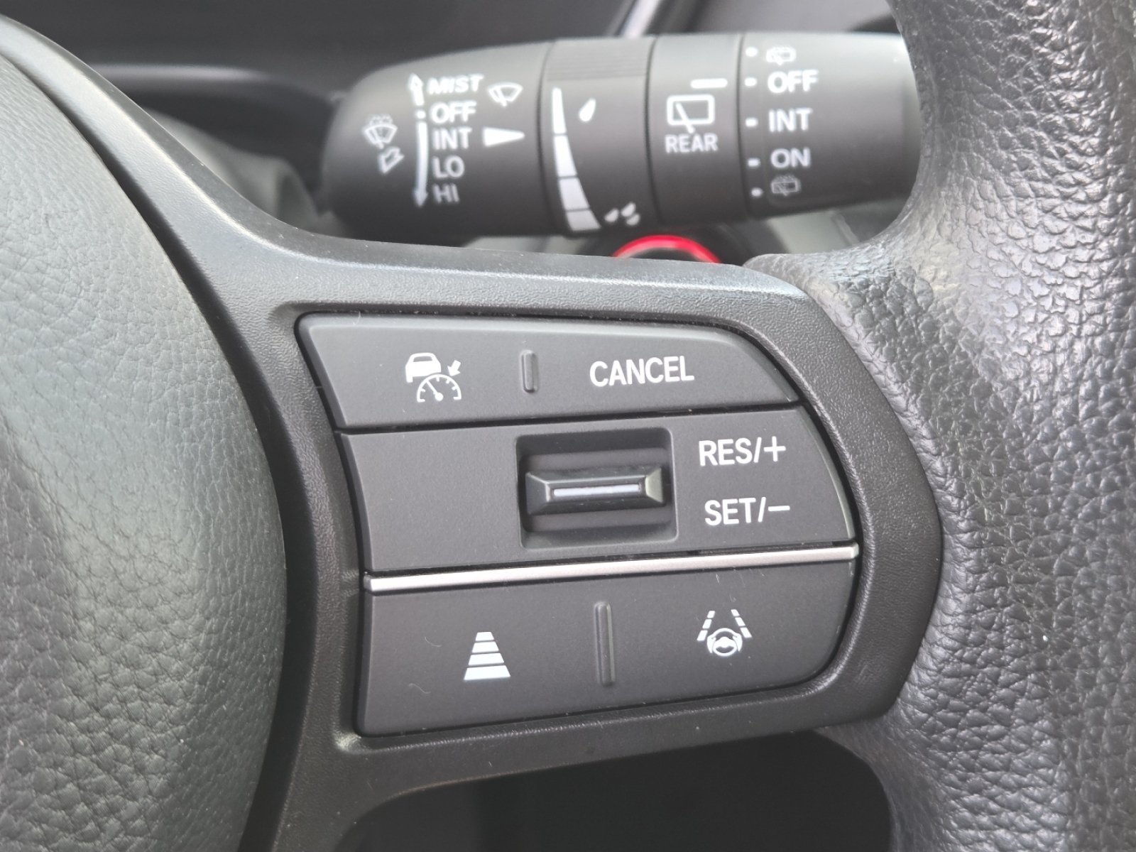 Used 2024 Honda CR-V EX image 8