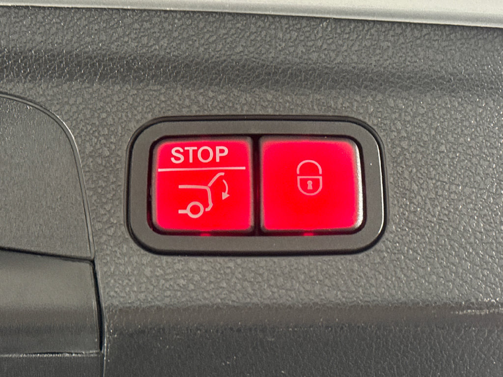 Certified 2024 Mercedes-Benz GLE 450 4MATIC image 21
