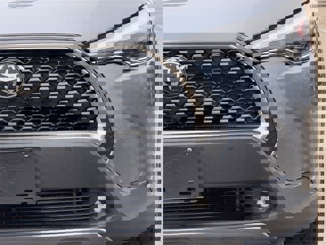 Used 2023 Toyota Corolla Cross XLE image 9