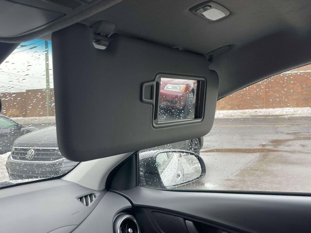 Used 2023 Hyundai Kona SEL image 31