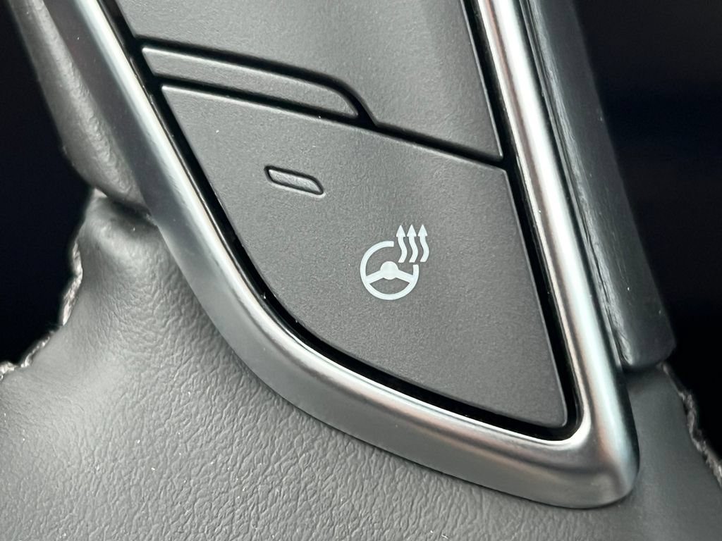 New 2026 Cadillac XT5 Sportv w/ LPO, Floor Liner Package AWD/4WD image 25