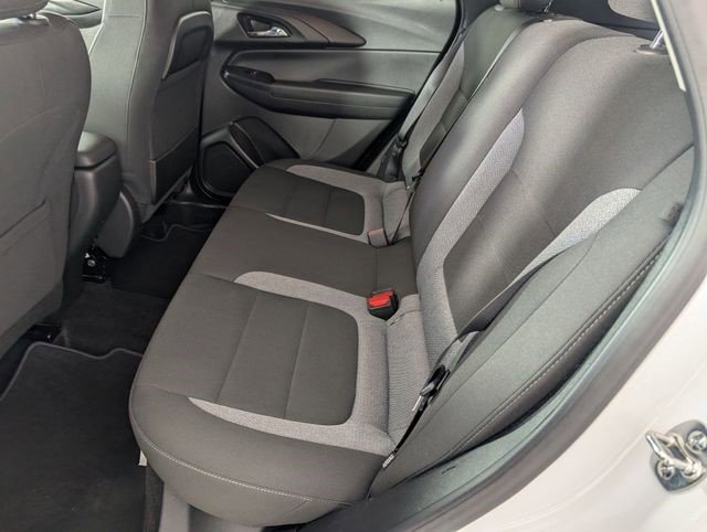 Used 2025 Chevrolet TrailBlazer LT AWD/4WD image 21