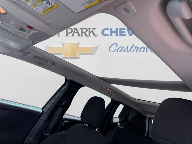 Used 2021 Jeep Renegade Latitude w/ Sun & Sound Group FWD image 12