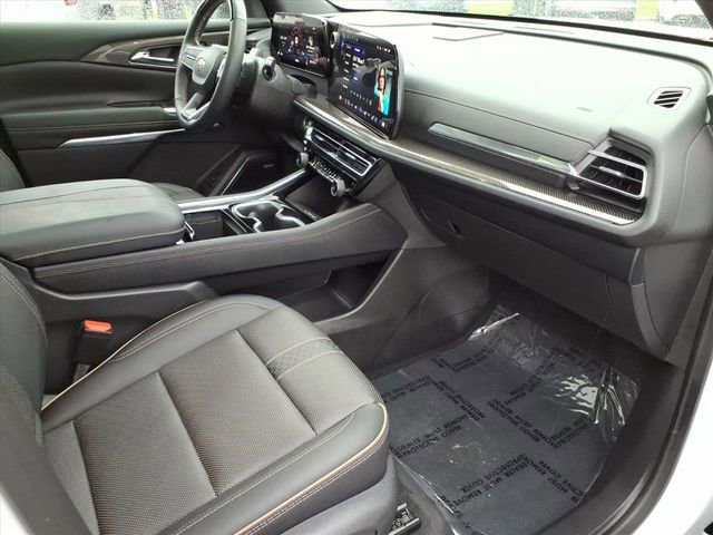 Used 2025 Chevrolet Traverse High Country image 27