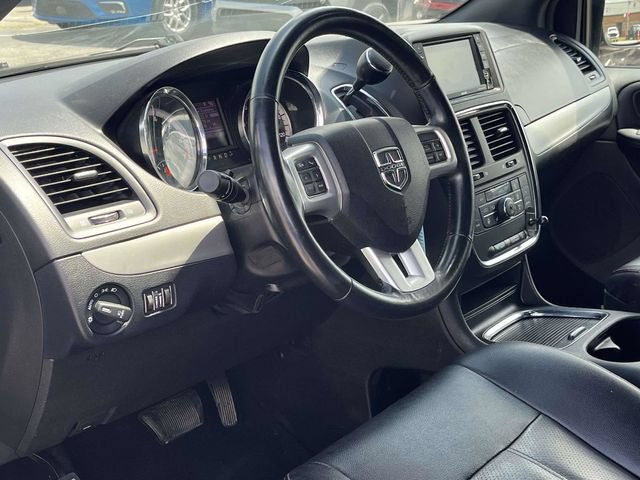 Used 2019 Dodge Grand Caravan GT FWD image 12