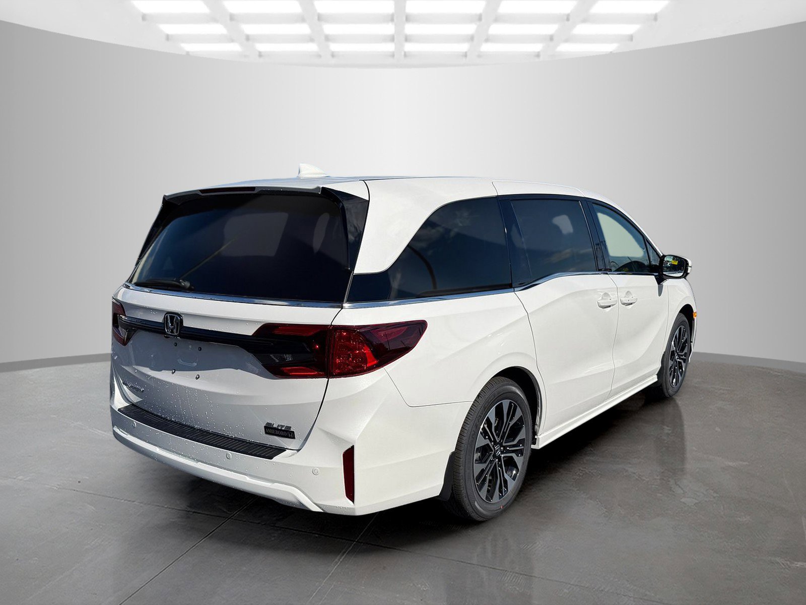 New 2026 Honda Odyssey Elite image 7