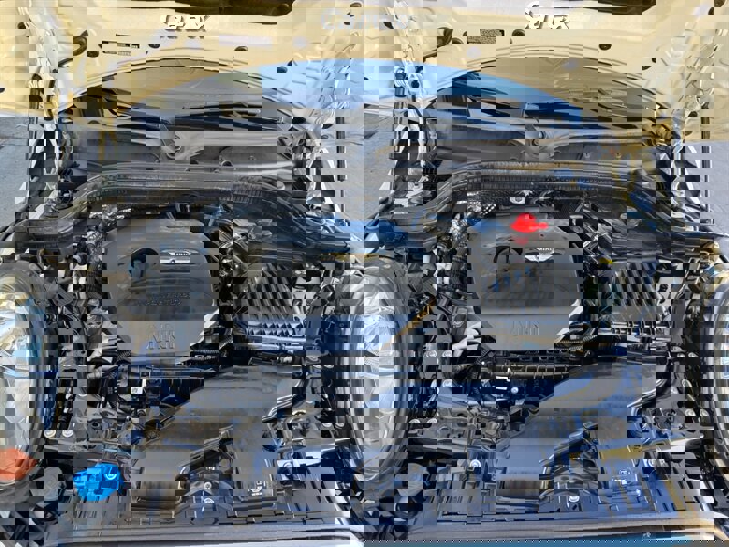 Used 2016 MINI Cooper 4-Door Hardtop image 32