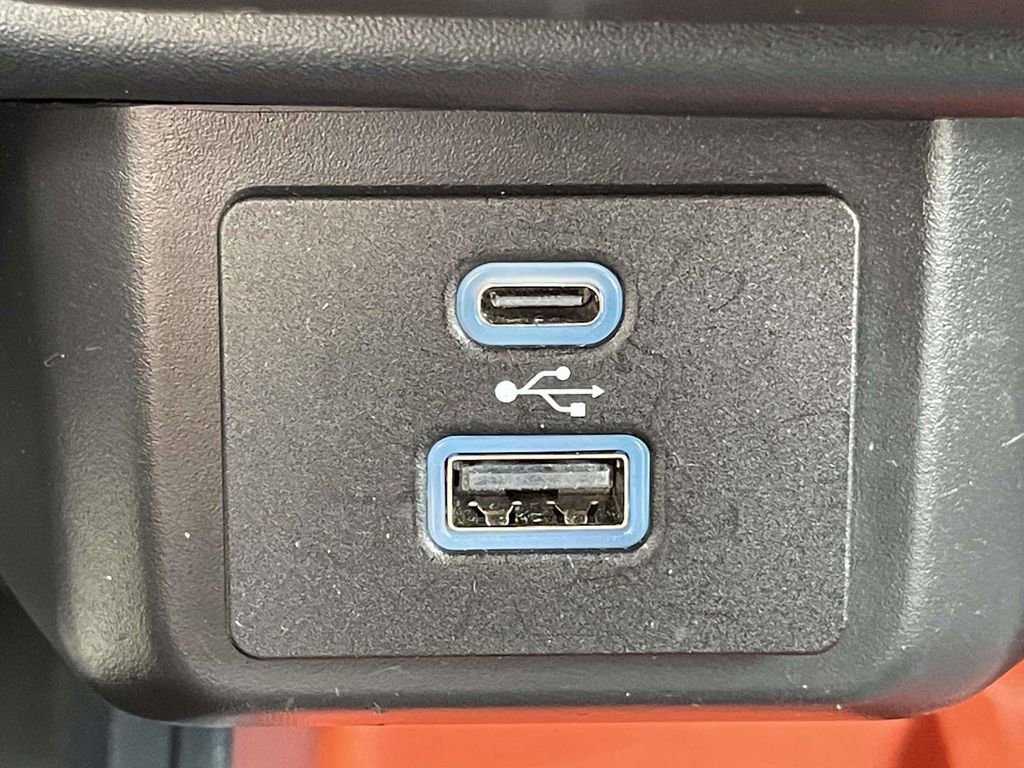 Certified 2024 Ford Maverick XLT w/ XLT Luxury Package image 22