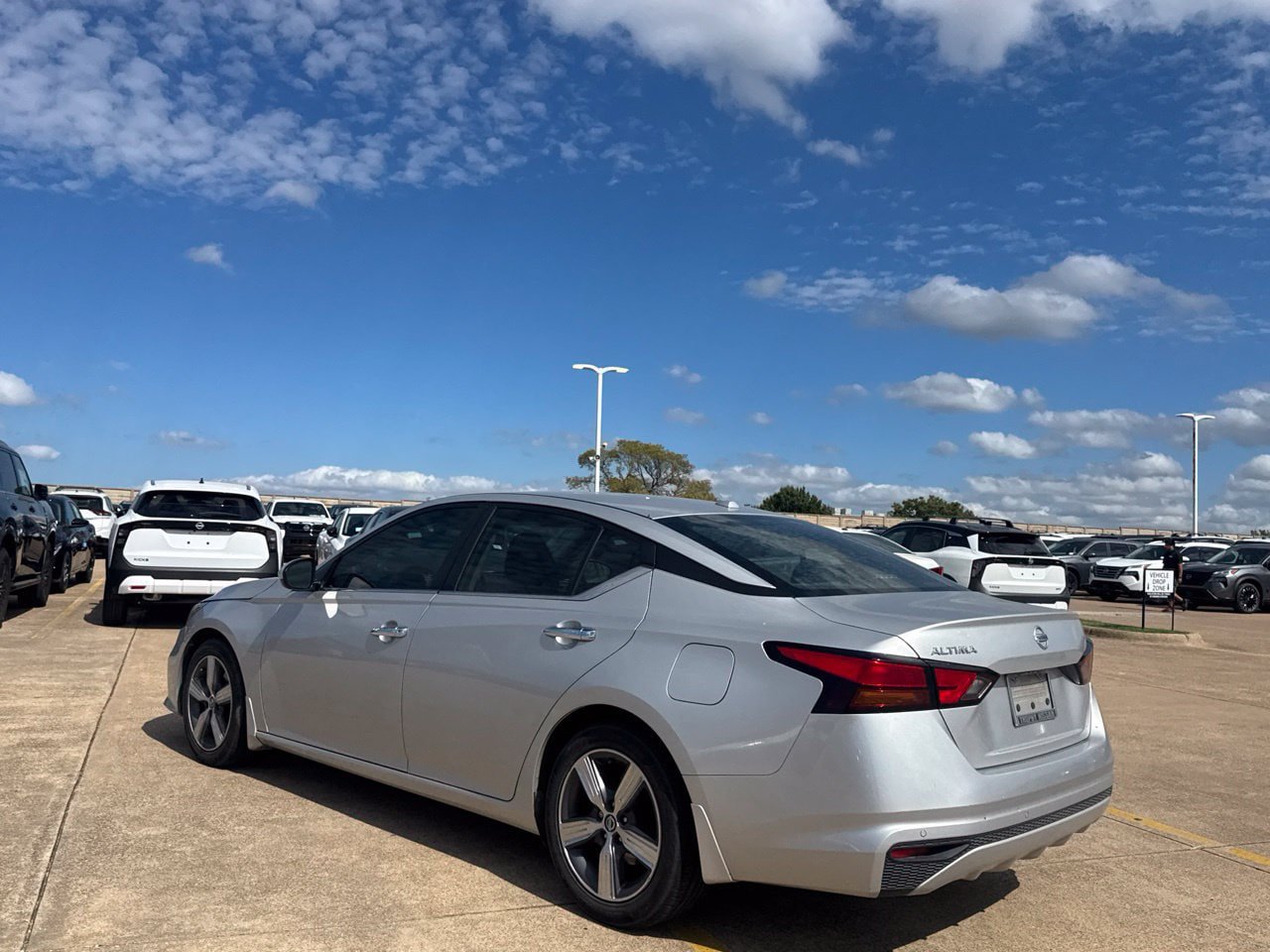 Used 2020 Nissan Altima 2.5 S w/ Driver Assist Package FWD image 17