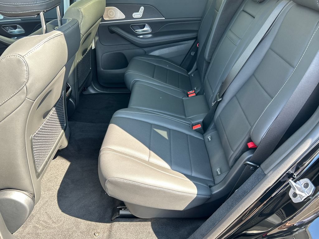 New 2026 Mercedes-Benz GLS 450 4MATIC image 27
