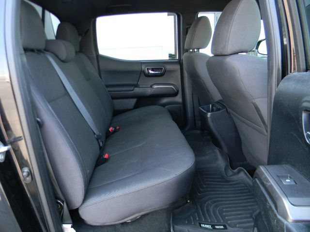 Used 2017 Toyota Tacoma TRD Sport w/ Tow Package (A/T) AWD/4WD image 20