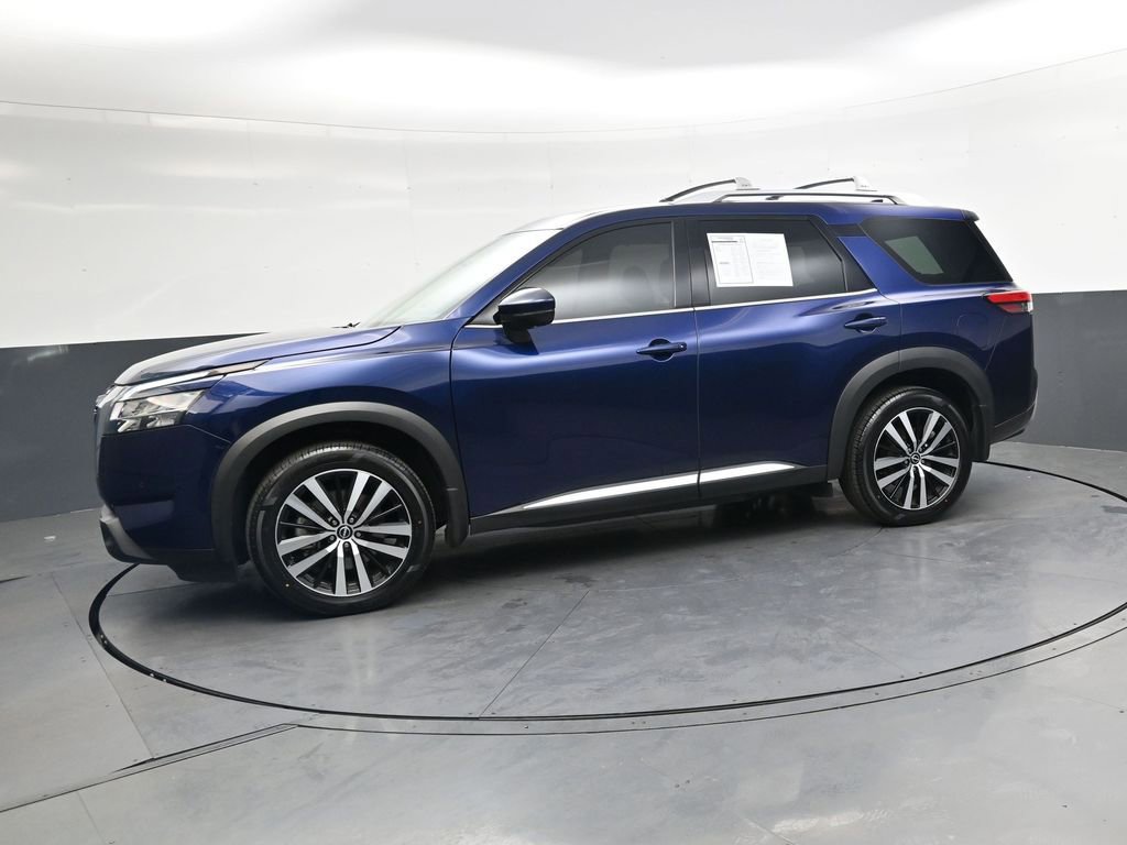 Used 2023 Nissan Pathfinder Platinum AWD/4WD image 8