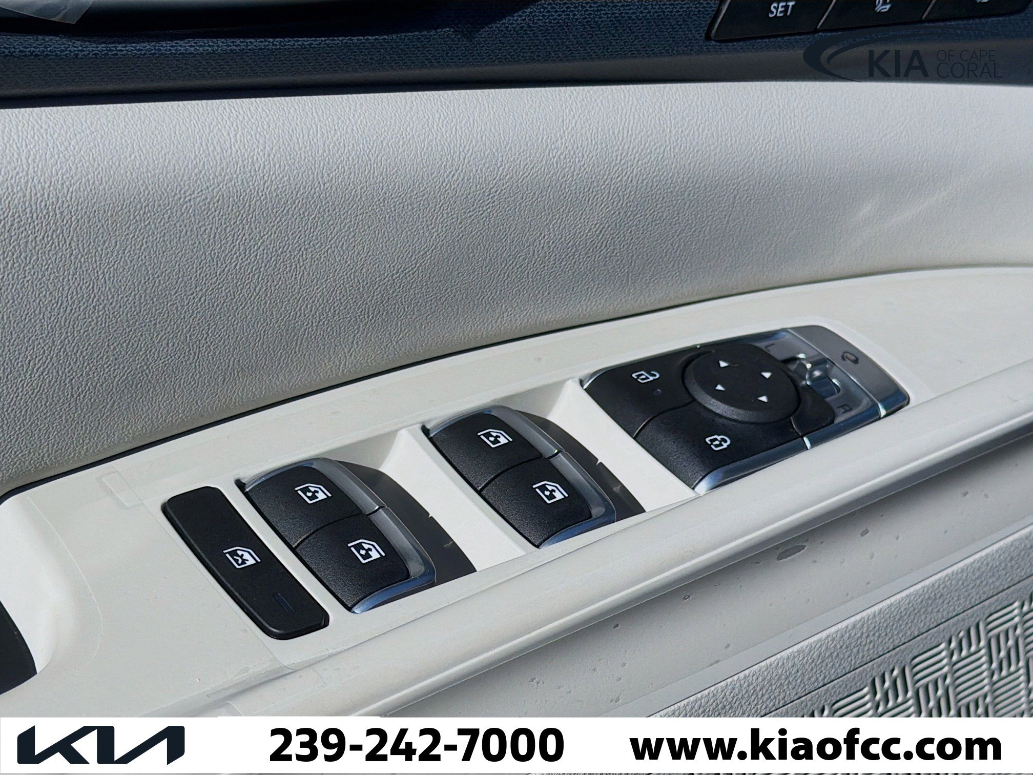 New 2026 Kia Carnival SX image 21