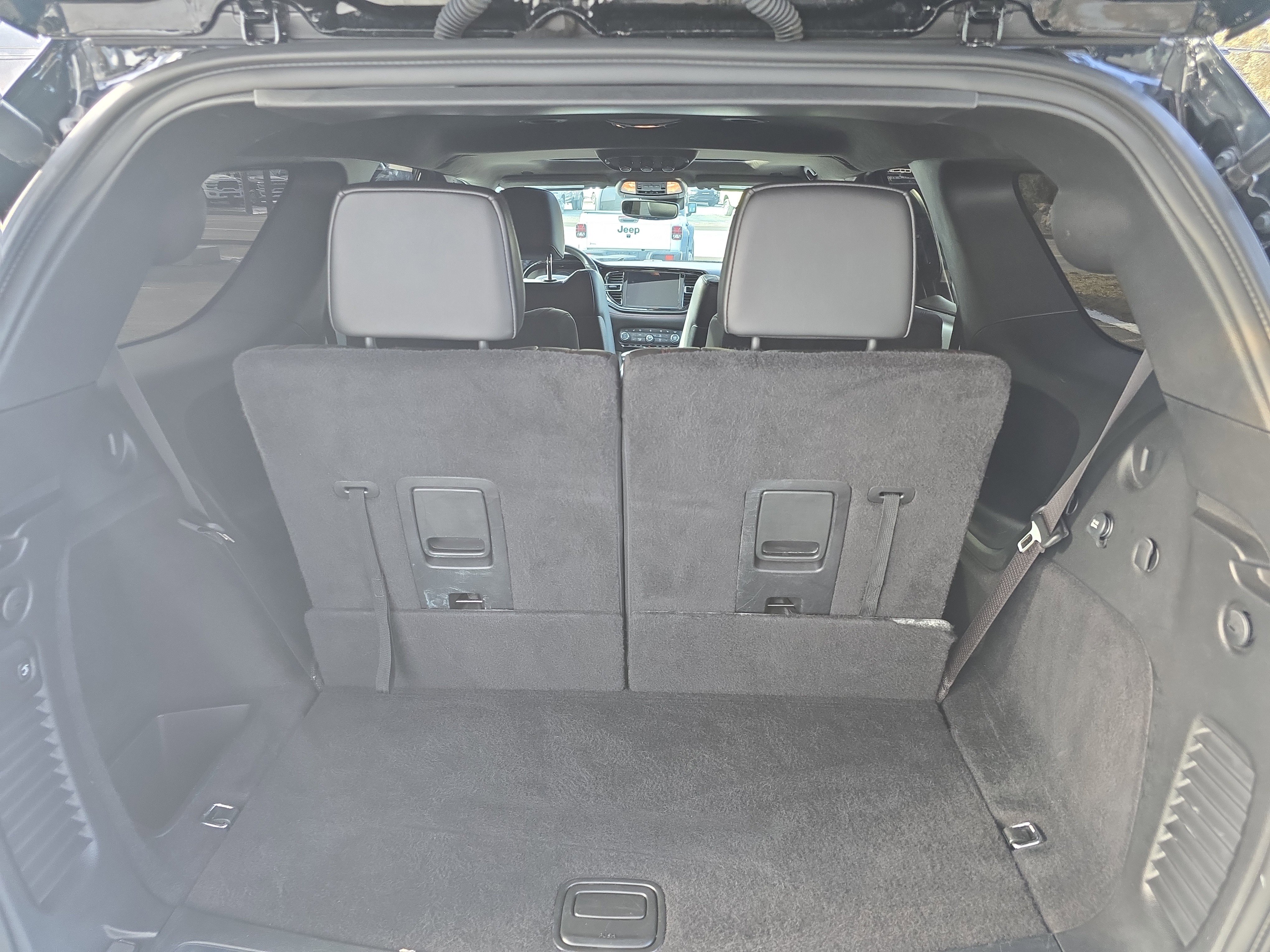 Used 2023 Dodge Durango Citadel image 5
