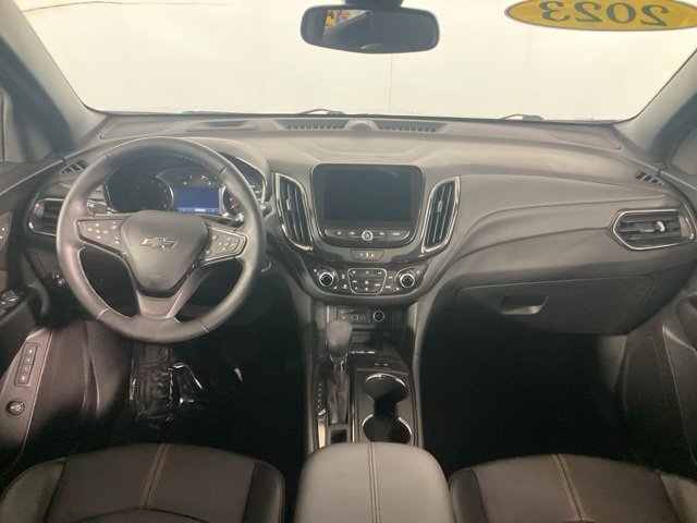 Used 2023 Chevrolet Equinox Premier image 16