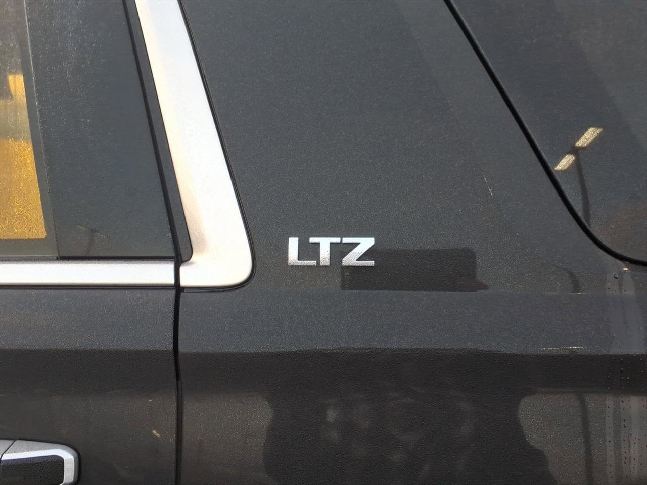 Used 2015 Chevrolet Tahoe LTZ image 8