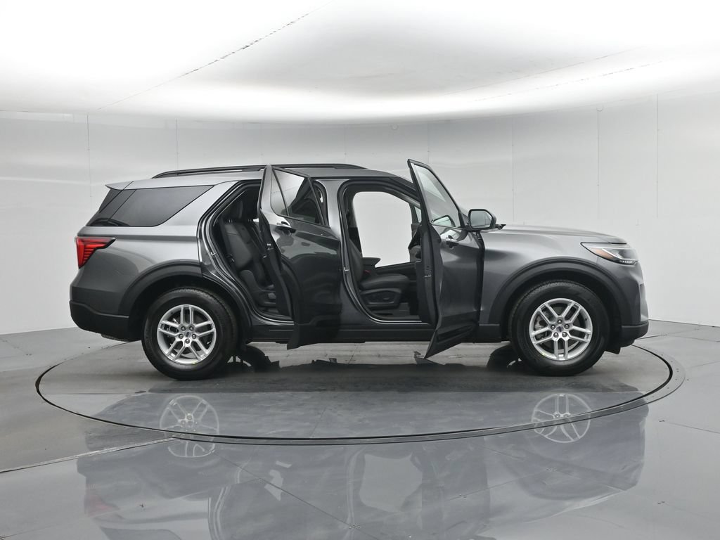 New 2026 Ford Explorer Active w/ Active Comfort Package RWD image 35