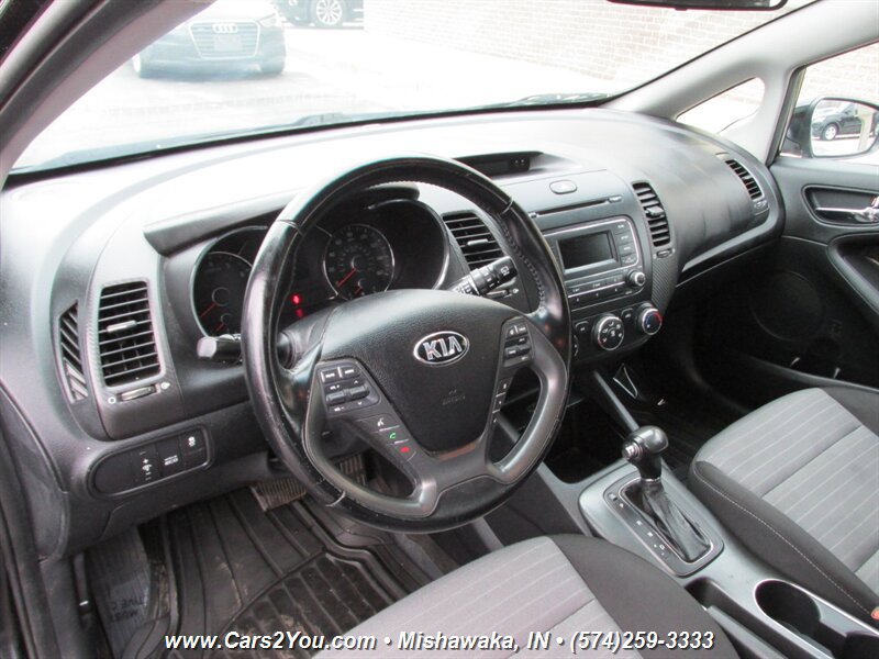 Used 2015 Kia Forte EX w/ Protection Package FWD image 9