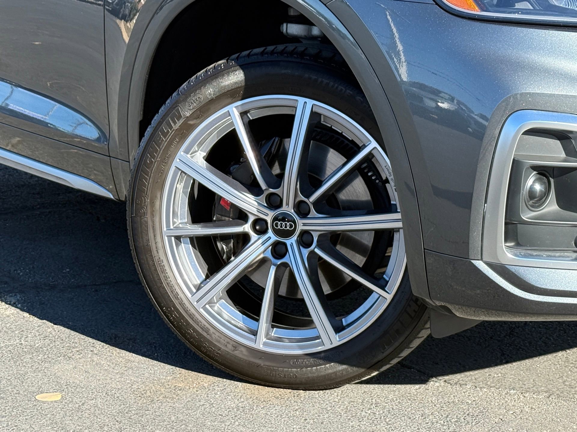 Used 2024 Audi SQ5 Premium Plus image 1