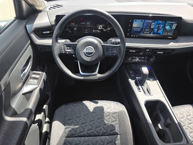 New 2026 Nissan Kicks SV w/ Cold Weather Package AWD/4WD image 3