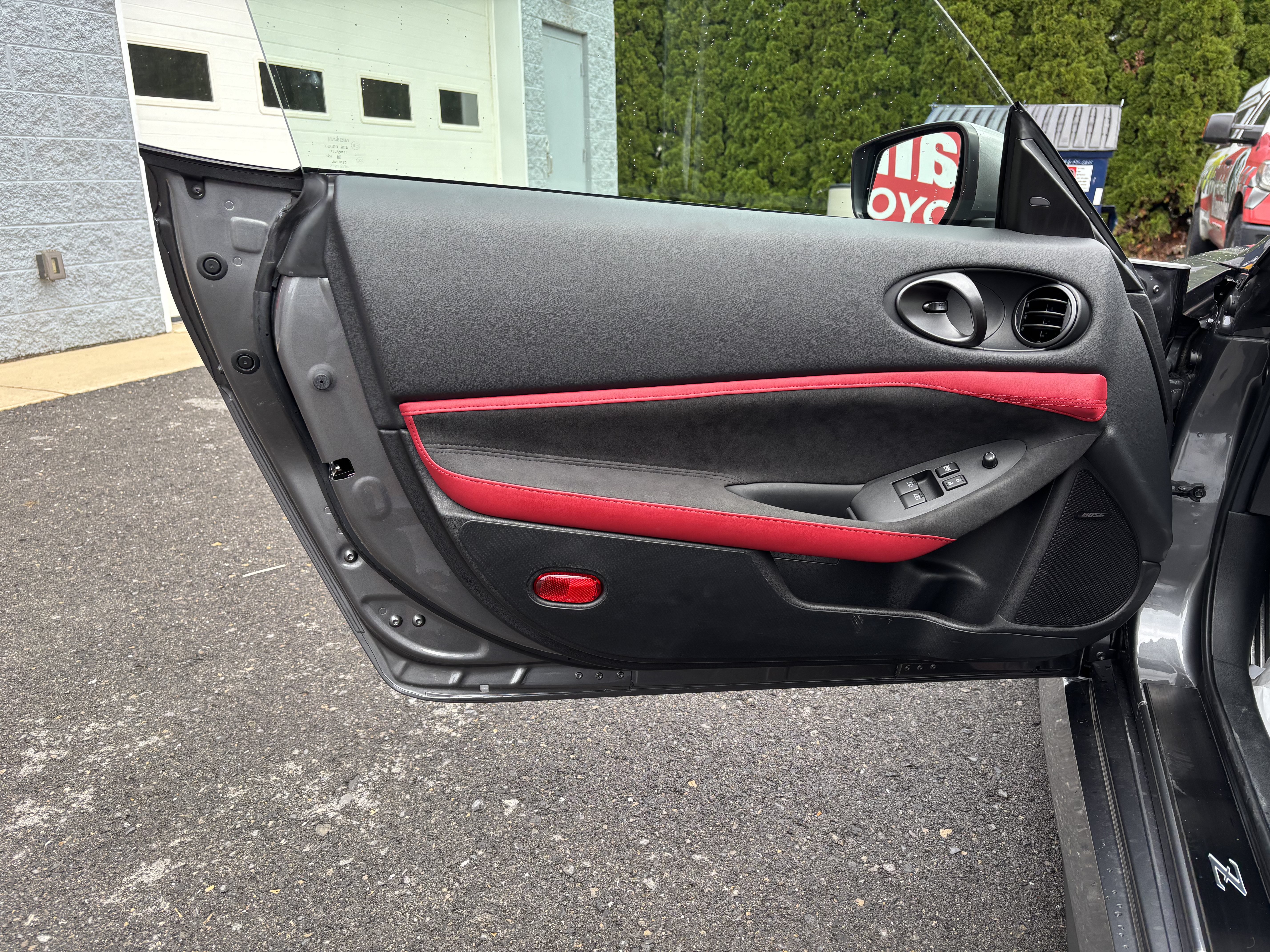 Used 2024 Nissan Z Performance w/ Floor Mat Package RWD image 14