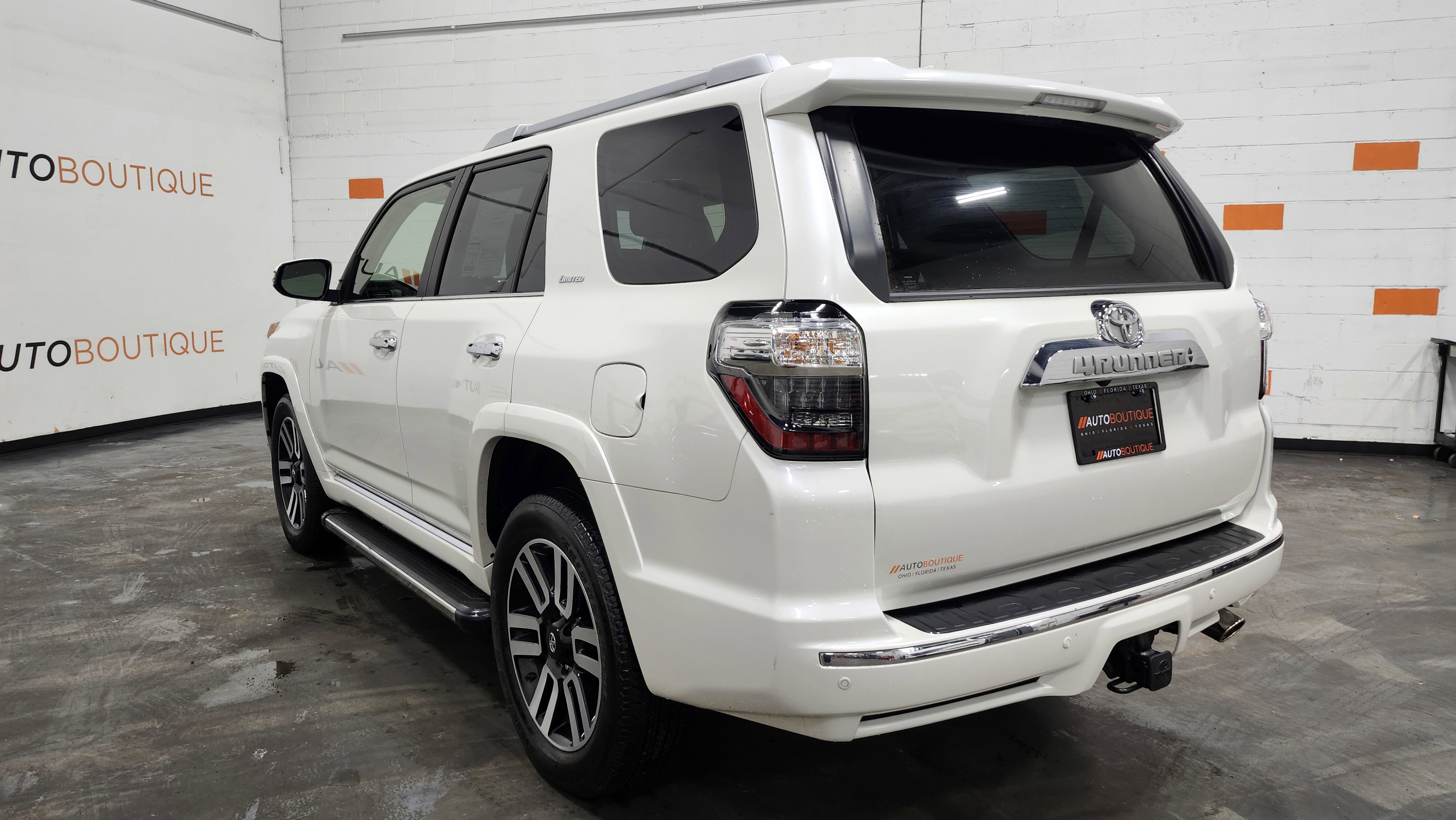 Used 2023 Toyota 4Runner Limited image 15