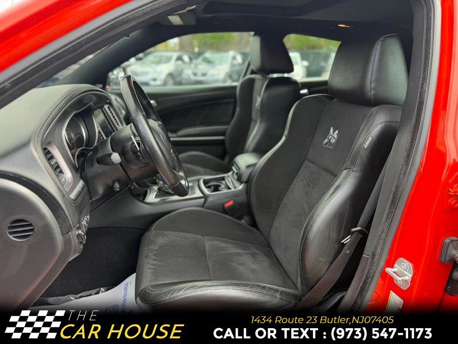 Used 2019 Dodge Charger Scat Pack w/ Dynamics Package RWD image 15