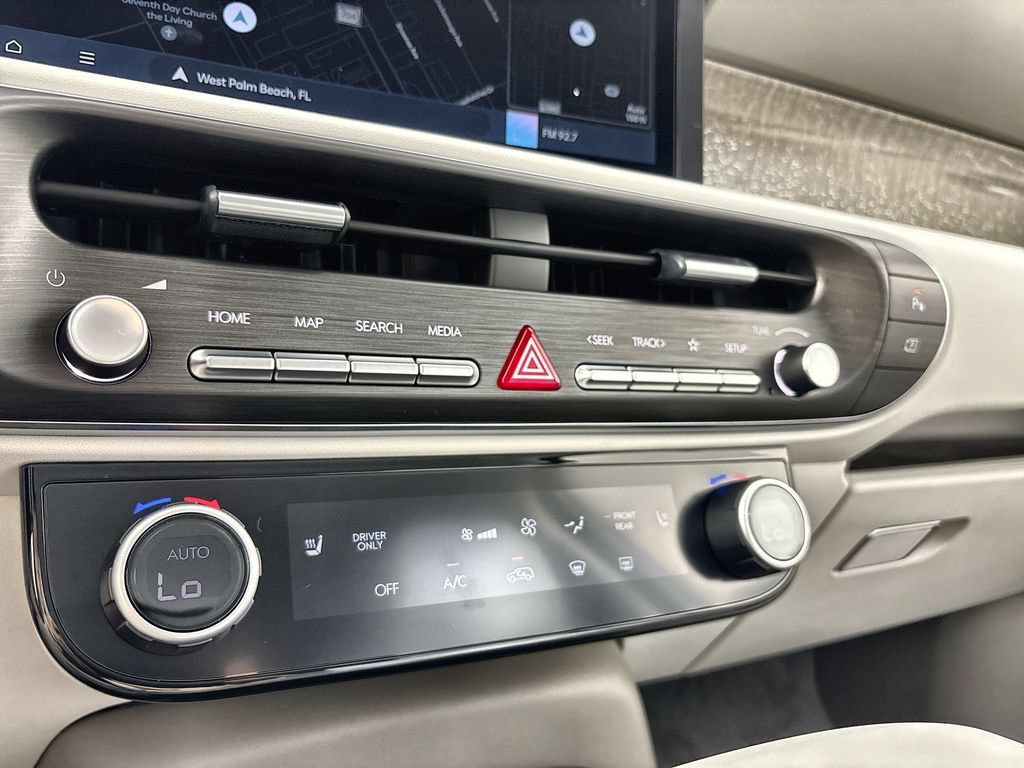 New 2026 Hyundai Palisade FWD Hybrid image 16