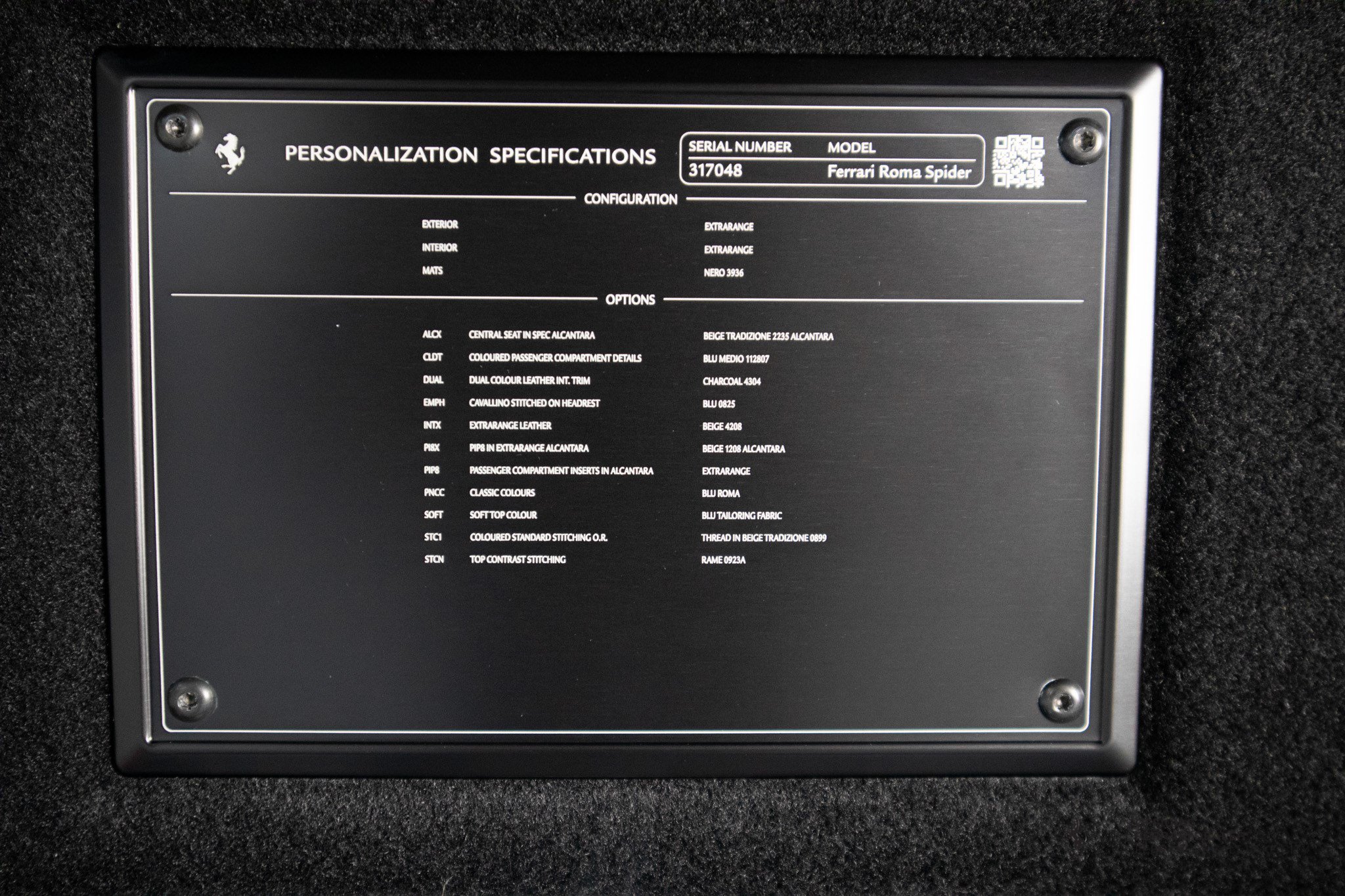 Used 2025 Ferrari Roma Spider RWD image 18