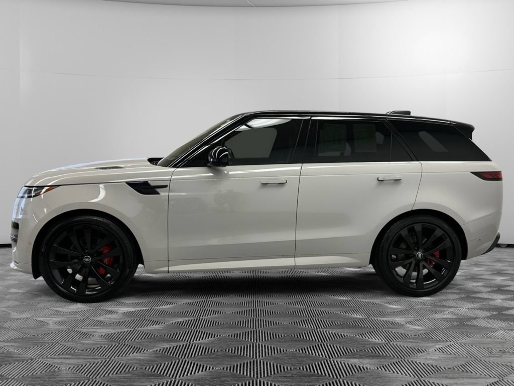 Used 2024 Land Rover Range Rover Sport Dynamic SE AWD/4WD image 7