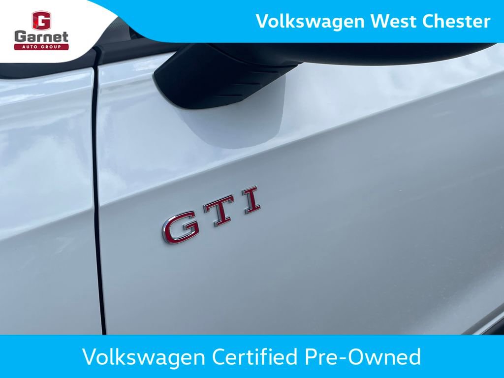 Used 2026 Volkswagen GTI SE FWD image 18